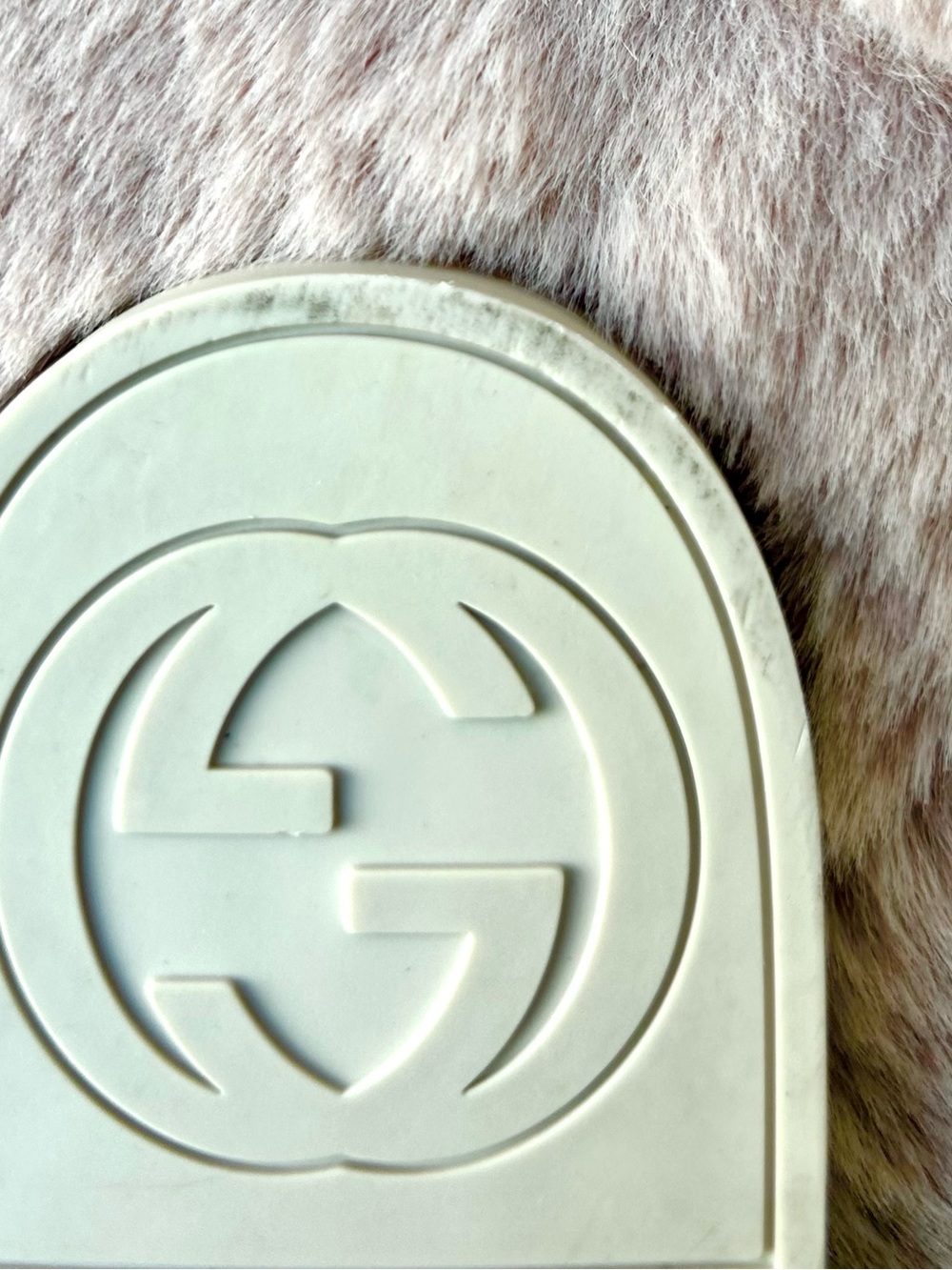 Gucci Ivory Interlocking GG Slide Sandals - Picture 5 of 6